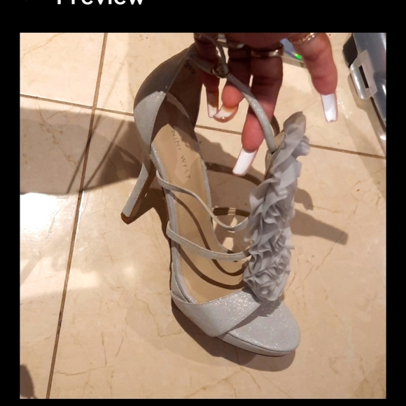 NIB SEX IN THE CITY Miranda's 💧 breaks on Carries Manolo B STILETTOS platform - Picture 4 of 10